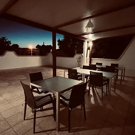 Camelì Rooms&holidays *